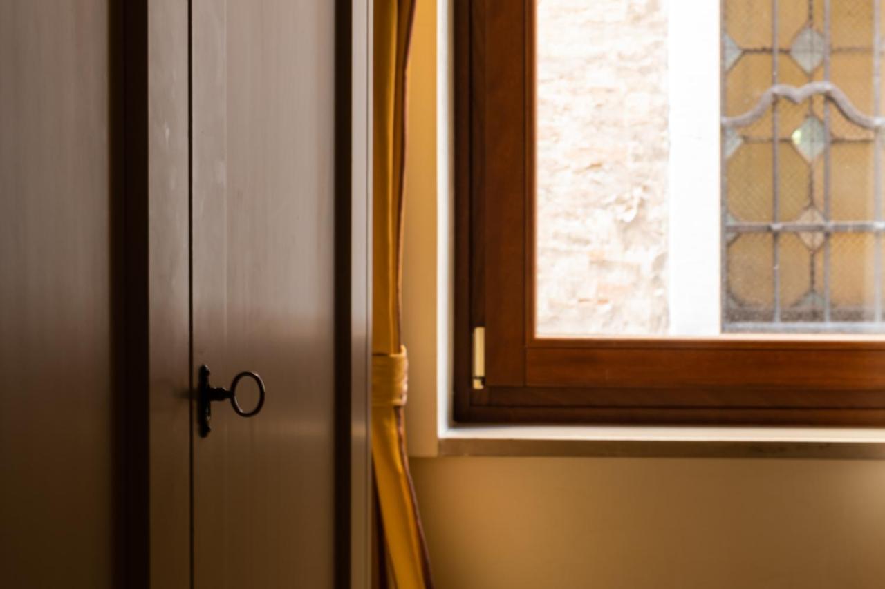 Ve-Nice Suite San Marco C4439 Венеция Екстериор снимка