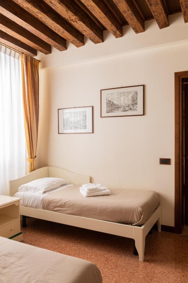 Ve-Nice Suite San Marco C4439 Венеция Екстериор снимка