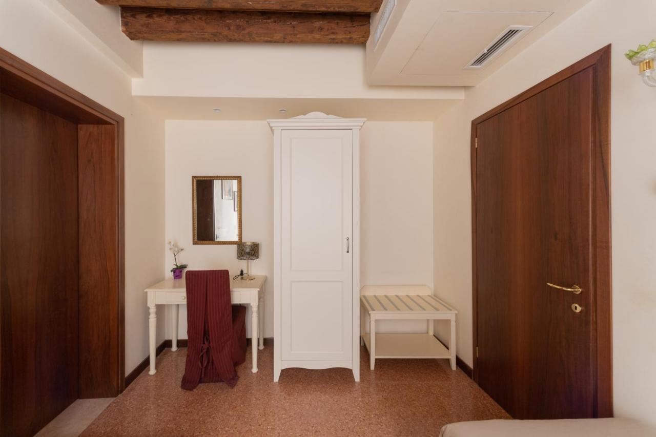 Ve-Nice Suite San Marco C4439 Венеция Екстериор снимка
