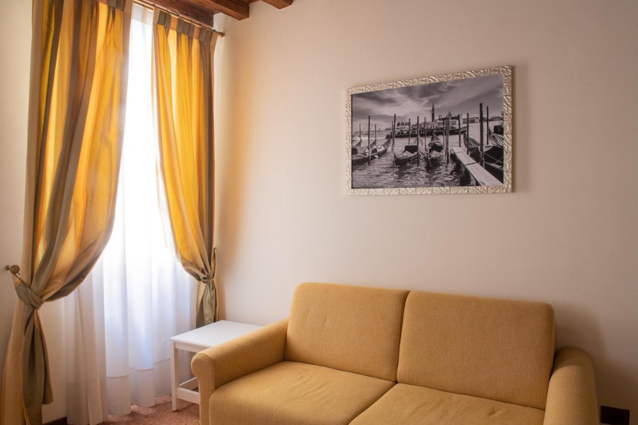 Ve-Nice Suite San Marco C4439 Венеция Екстериор снимка