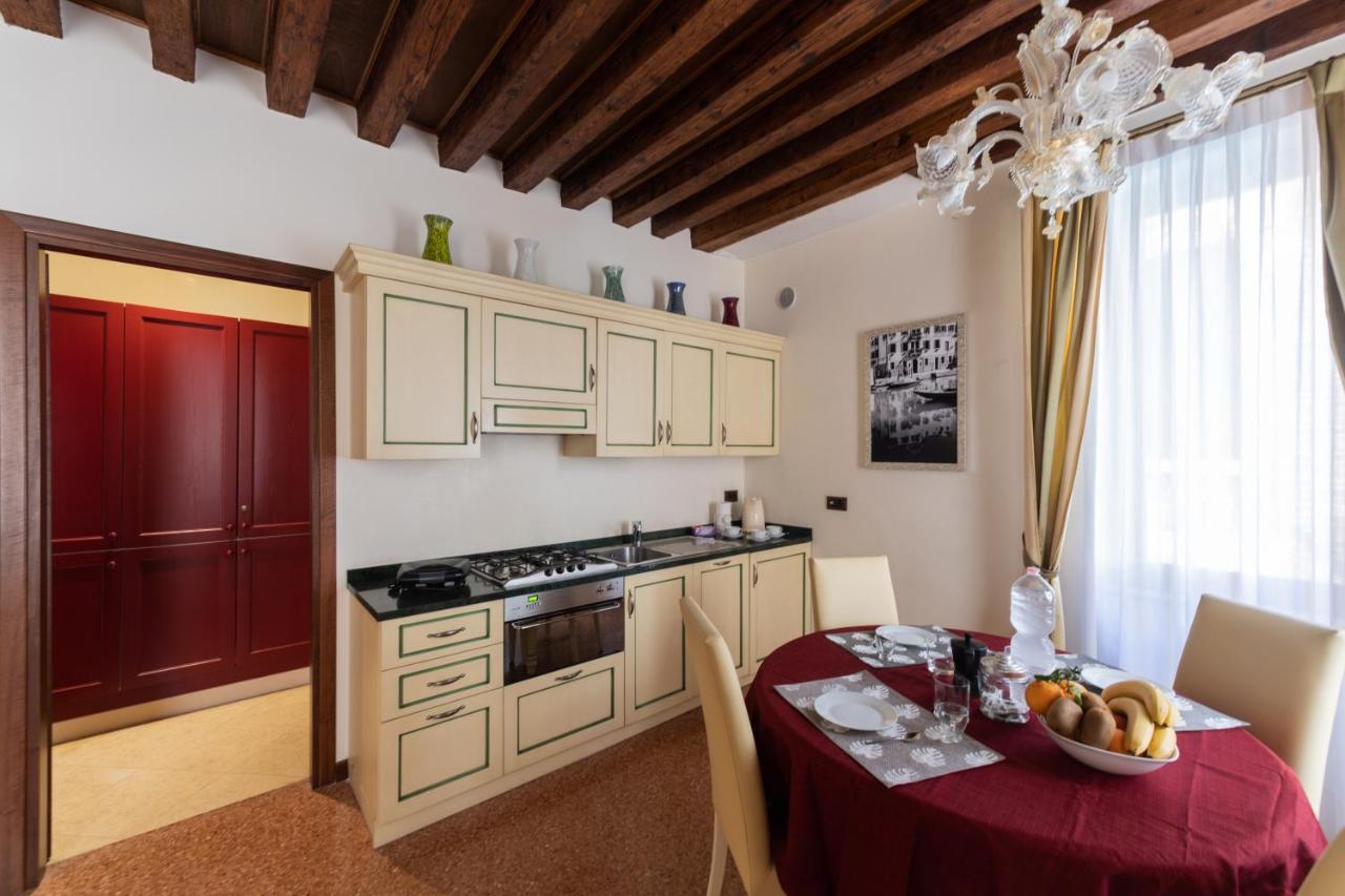 Ve-Nice Suite San Marco C4439 Венеция Екстериор снимка